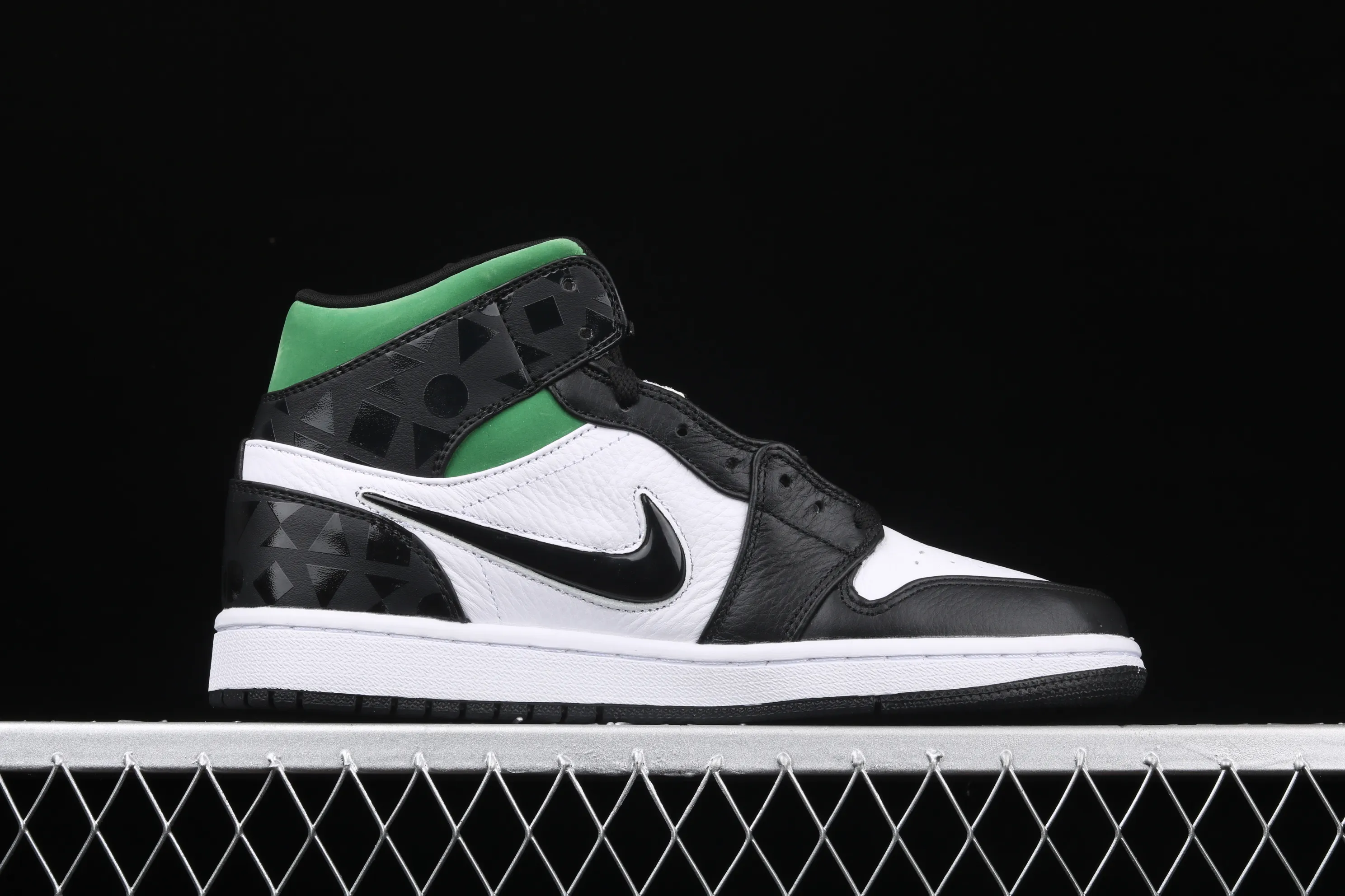 All categories Air Jordan Jordan series basketball shoes Air Jordan 1 Mid Air Jordan 1 Quai 54 Mid (2019) AJ1 Joe 1 China series French streetball four-color mandarin duck CJ9219-001